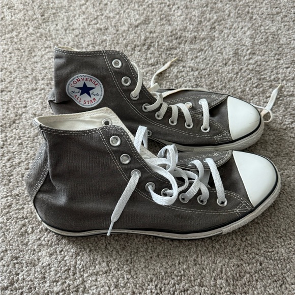 CONVERSE Chuck Taylor All Star High Top - M8/W10 - Picture 1 of 4